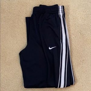 Comfortable Black long Nike sweatpants
